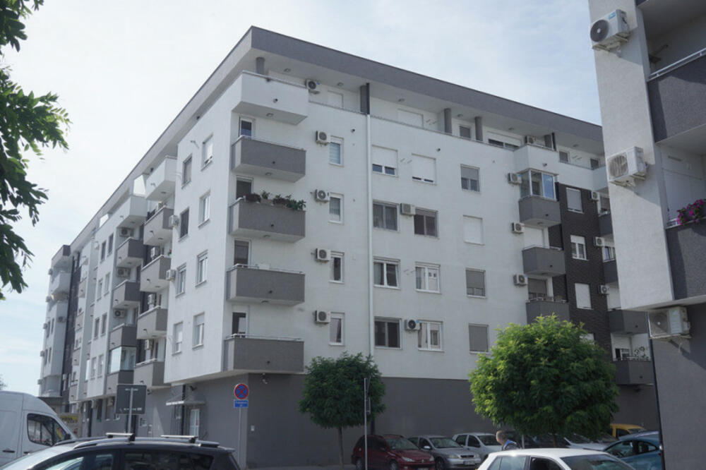 DOK SVI DARU PROZIVAJU ZA LOŠ FOTOŠOP, ONA ŽIVI KAO PRAVA GOSPODARICA: Pogledajte FOTKE njenog PRESKUPOG penthausa!