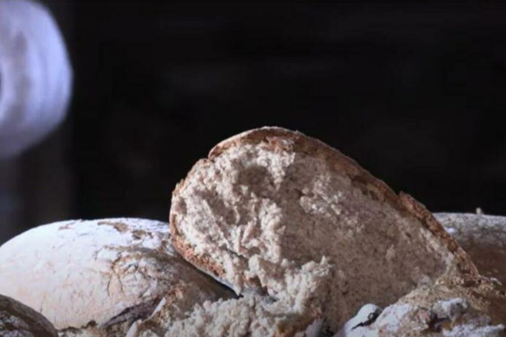 OVA VRSTA HLEBA ODGOJILA JE SRPSKE VOJNIKE: Ima posebnu ISTORIJU, a recept se ZBOG OVOGA razlikuje od OBIČNOG