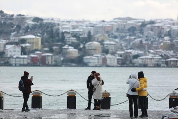 NOVI USLOVI U GRČKOJ! Ovo su nova pravila za ulazak u zemlju