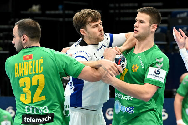 CRNOGORCI OSTALI KRATKIH RUKAVA: Island bolji od "đetića"!