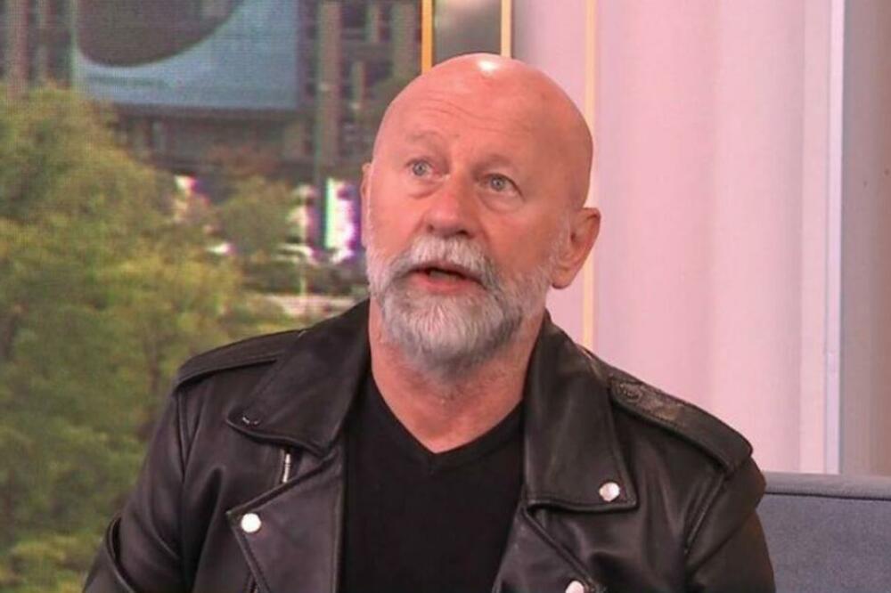 ĆERKE NAŠEG POZNATOG PEVAČA SU PRAVE LEPOTICE: Obe su talentovane, a NIKAD nećete poverovati čime se BAVI mlađa