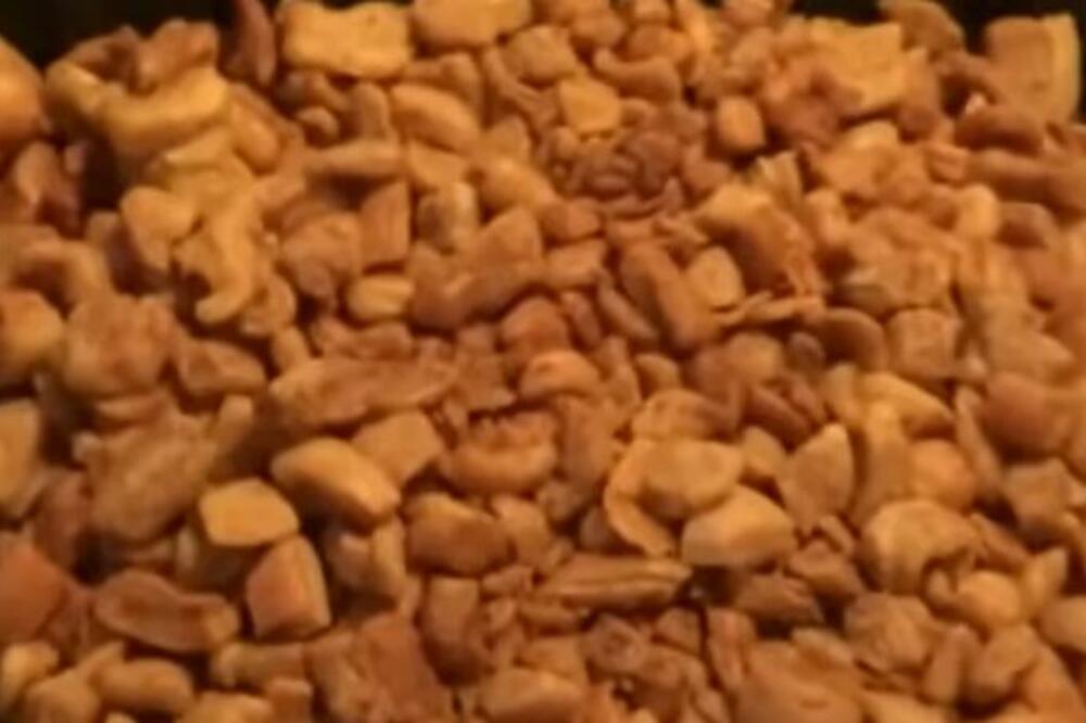 SRBI ĆE POLUDETI KADA PROBAJU PAŠTETU OD ČVARAKA: Nećete verovati koje im je DRUGO IME, domaćice pišite RECEPT