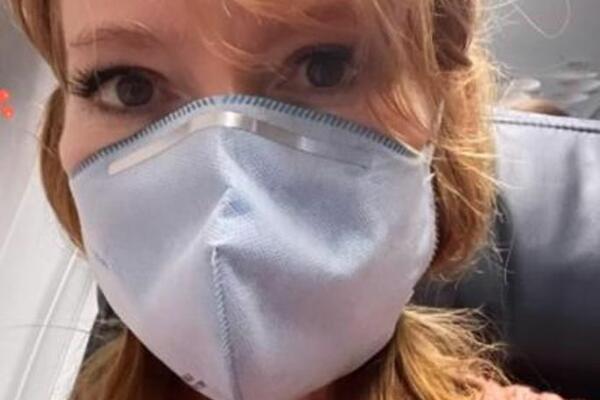 ŠOK ŠOK! RODITELJI POZNATE GLUMICE PRONAĐENI MRTVI U KUĆI: Preminuli od posledica SMRZAVANJA!