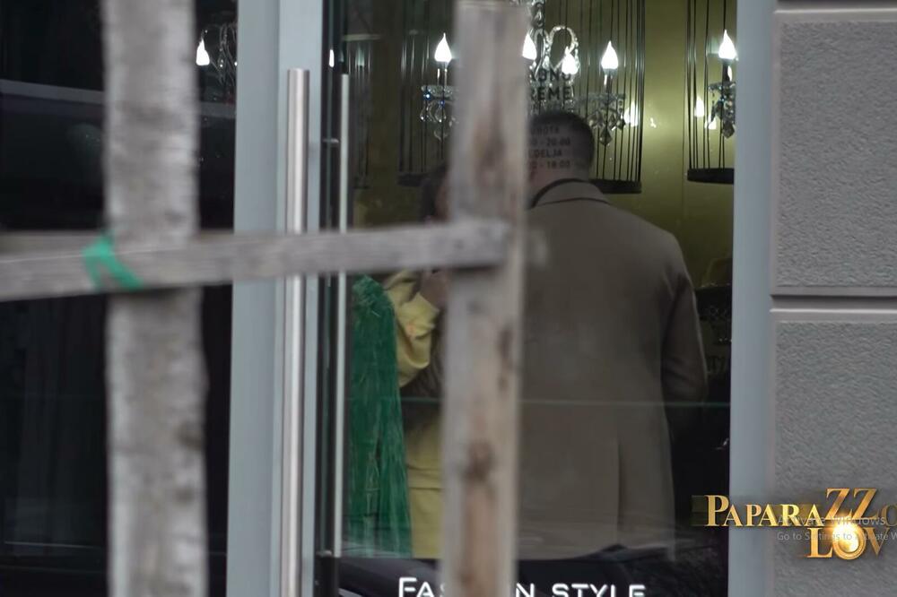 SIN JE JEDNOG OD NAJJAČIH LJUDI U SRBIJI: Sofija Šašić usnimljena u PRISNOM odnosu sa ovim FRAJEROM, POLJUBILI SE!