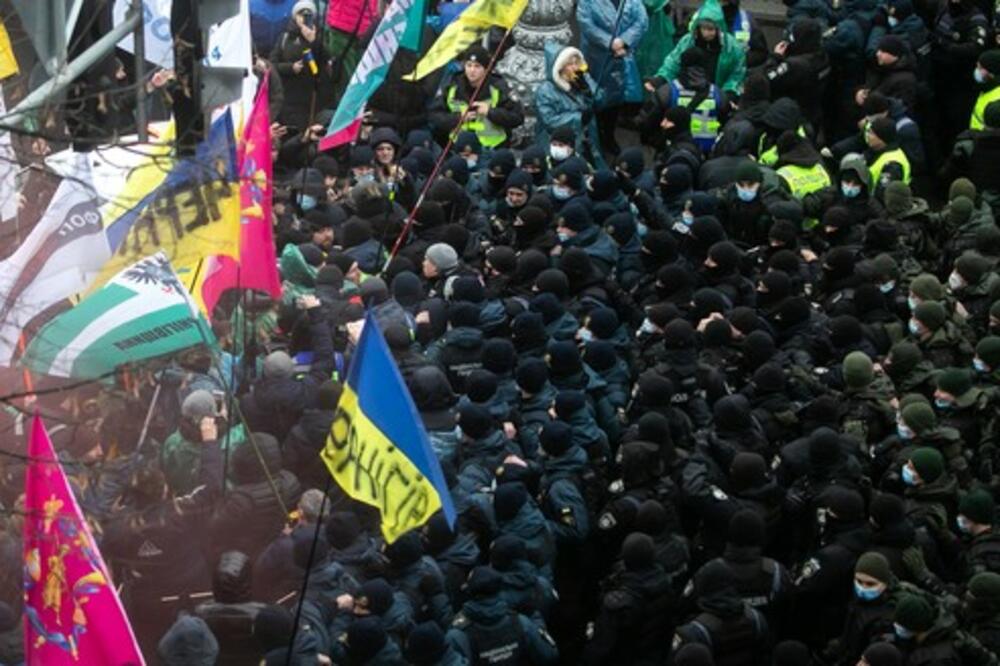 PROTESTI ŠIROM EVROPE: Imaju 1 stvar za CILJ