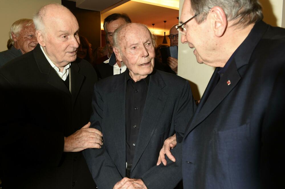 UMRO JE VELIKI ČOVEK: Izgubljen je JOŠ JEDAN ŽIVOT