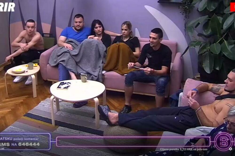 URLAO, HISTERISAO PA ŽESTOKO NAPAO KSENIJU DOK JE LEŽALA U KREVETU: Ovo je NEDOPUSTIVO!