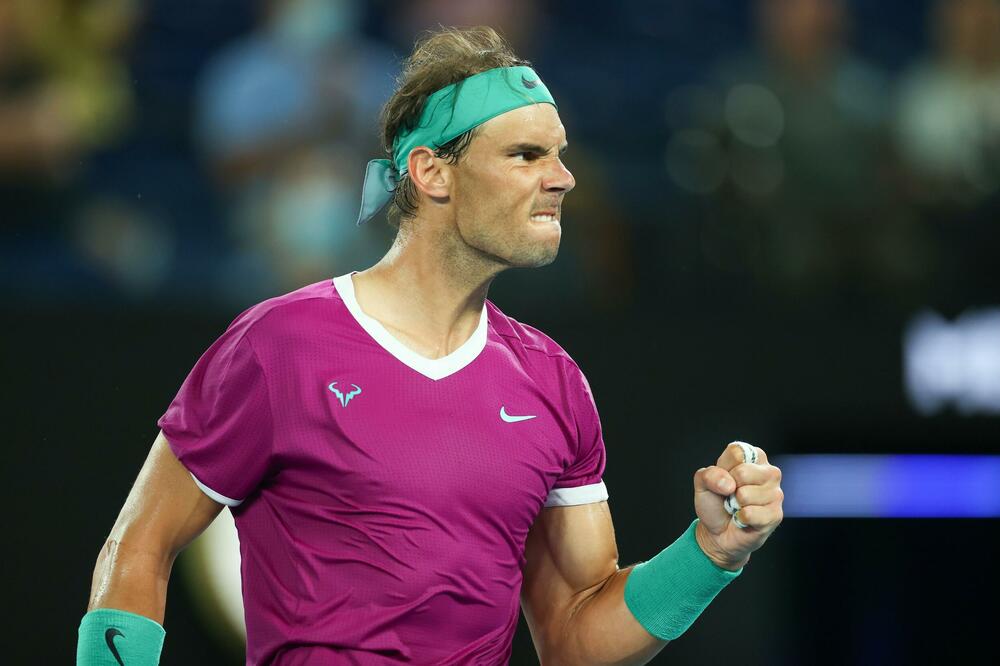 MISTERIOZNA PORUKA! Oglasio se Rafael Nadal! (FOTO)