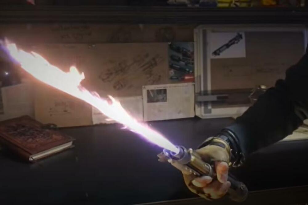 KAO IZ FILMA: Rus napravio prvi funkcionalni LAJTSEJBER, oživeo savršeno oružje DŽEDAJA! (VIDEO)