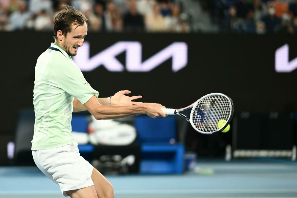 MEDVEDEV RUŠI ĐOKOVIĆA NA AO! Rus PRESLIŠAO Cicipasa za finale sa Nadalom!