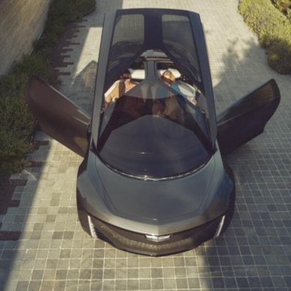 AUTO VAM SE UŽARIO NA SUNCU I NEMA MU POMOĆI? Evo kako da ga NAJBRŽE rashladite, proveren TRIK!