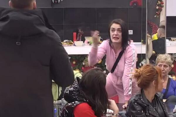 NE ŽELIM DA MI DETE BUDE KU*VA ILI KLOŠAR, NEKA SE OČISTI: Marko izgubio sve konce jer mu se OMAKLO, Viki HOĆE BEBU