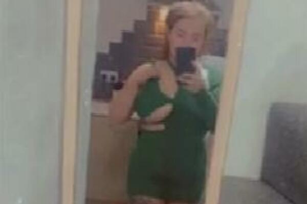 SNIMALA SE, A ONDA ŠOK: Ispala JOJ JE CELA, sve se VIDI KOMPLET, kadar NEVERA! (VIDEO)