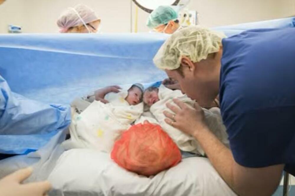 MAMA U TOKU TRUDNOĆE ZATRUDNELA JOŠ JEDNOM, A IMALA SAMO JEDAN ODNOS: Onda se desio haos, lekari su bili u ŠOKU!