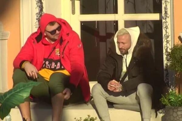 ŠA OGOLIO DUŠU JANJUŠU, ON U NEVERICI SLUŠA: Smeta mu kad devojka stavlja FILTER, a onda je REKAO OVO