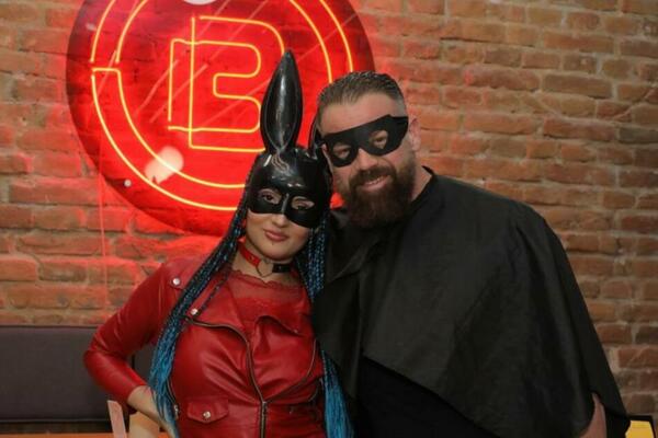 BAROVCI SE NE SMIRUJU! VEČERAS SLEDI LUDILO U BARU: Bilo je i SUZA! (VIDEO)