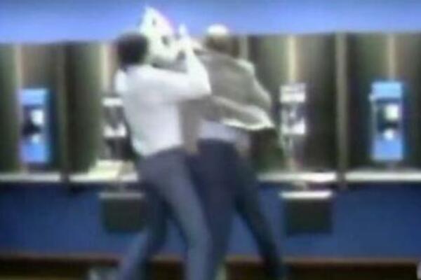 UBISTVO KAKVO SE NE ZABORAVLJA: Silovatelja svog SINA (11) USMRTIO je PRED TV EKRANIMA, CELA ZEMLJA GLEDALA! VIDEO