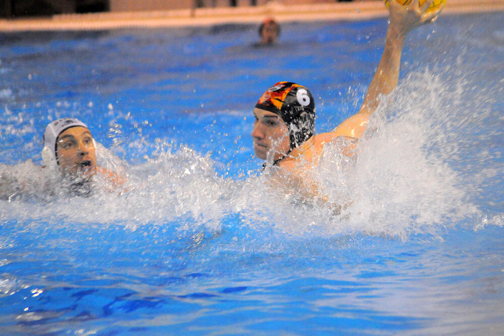 RADNIČKI PREPLIVAO SAVU: Kragujevčani bolji na vrućem gosotvanju Šapčanima!