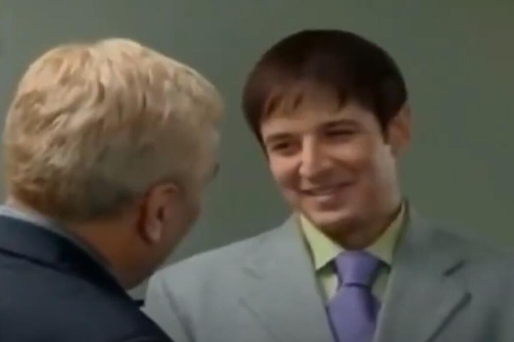 MA DA LI JE MOGUĆE DA JE OVO ON?! Svi ga znamo kao Bojka iz serije, a sada je JEDAN OD NAJBOLJIH FRAJERA U SRBIJI