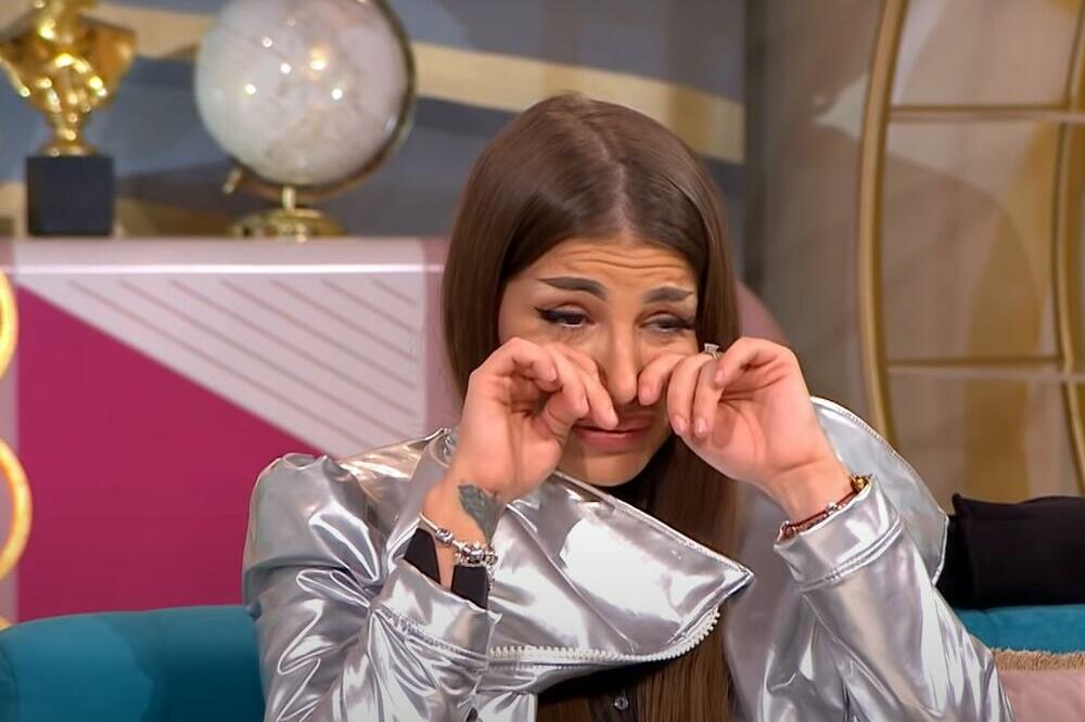 DALILA DONELA ŽIVOTNU ODLUKU ZBOG KOJE MOŽE MNOGO DA SE KAJE: Nema nazad, sada je već UČINJENO