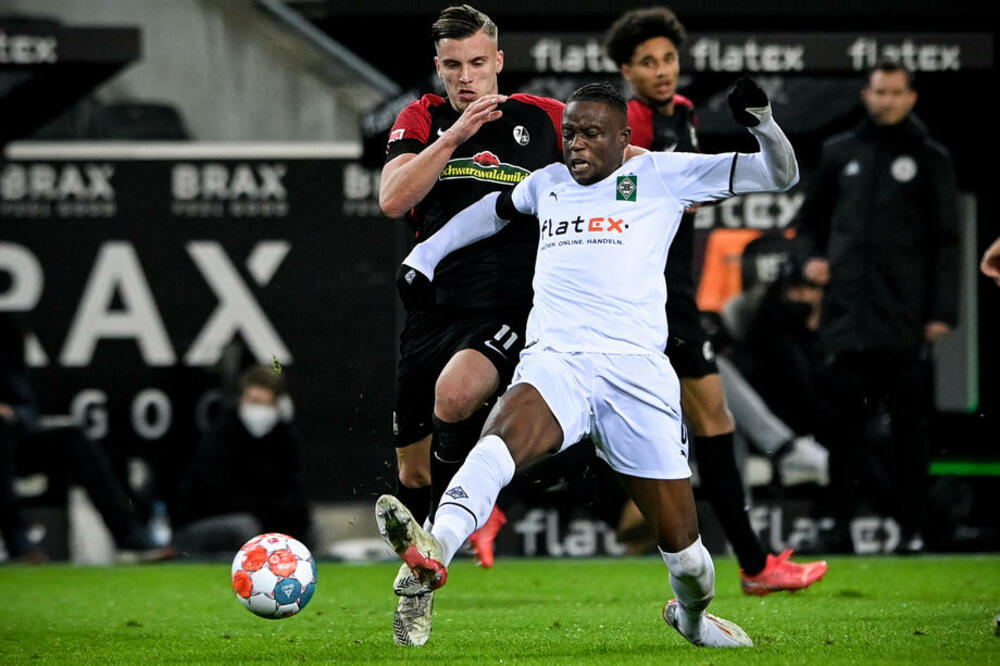 JUVENTUS NIJE STAO NA VLAHOVIĆU: U Torino stigao i ključni igrač Borusije, ali DEJAN odlazi!