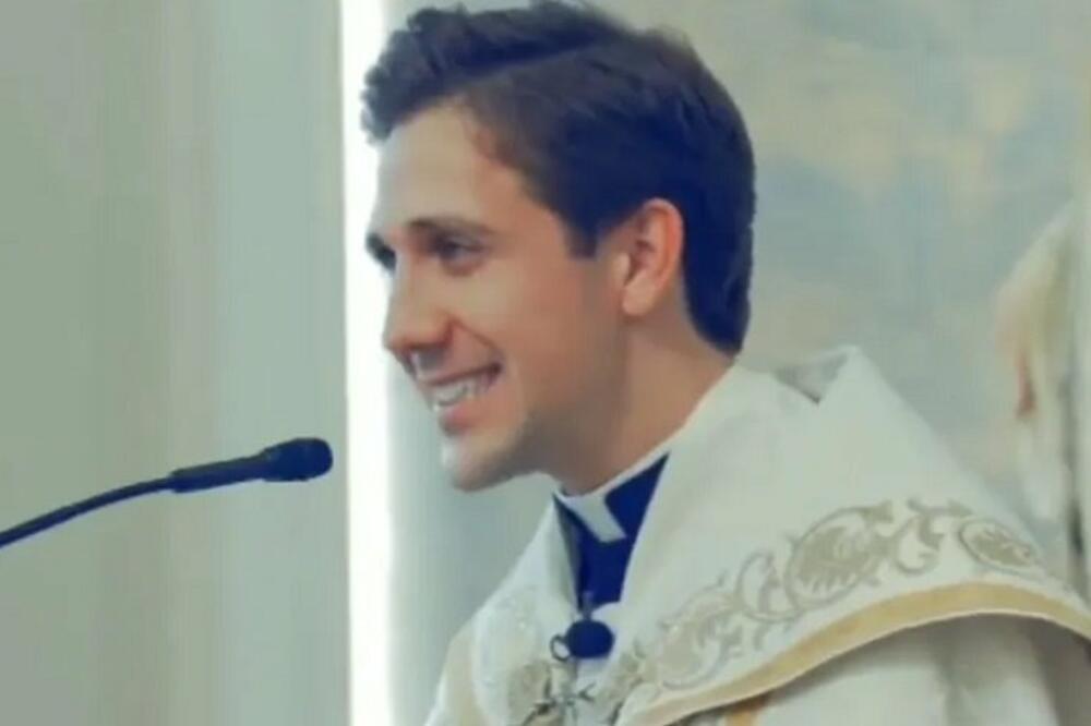 SVEŠTENIK UKRAO SLAVU NA VENČANJU PRIJATELJA! Prvo mu je spomenuo SESTRU, pa otkrio ŠOKANTNU istinu (VIDEO)