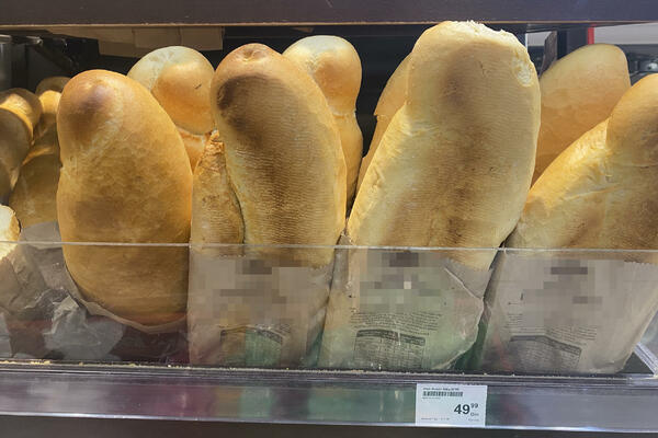 "HLEB "SAVA" NE SME BITI SKUPLJI OD 57 DINARA" Ministarstvo trgovine poziva PEKARE da kupe brašno po manjim cenama