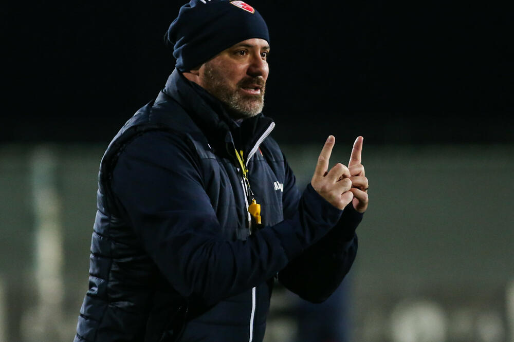 STANKOVIĆ SVOJIM IZLAGANJEM ZAKLJUČIO PRIPREME: Sve navijače Zvezde će interesovati šta je rekao!