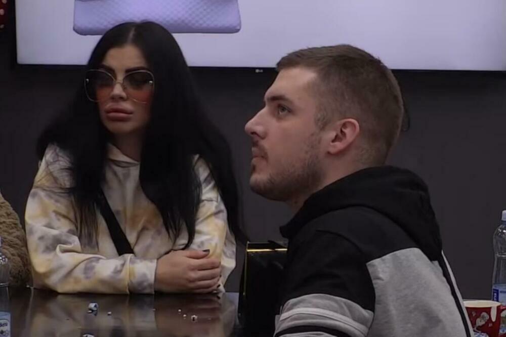 PREVARIO ŽENU PRED MILIONIMA PA JOJ SE SADA JAVNO OBRATIO: Evo šta je Zvezda Granda poručila bivšoj!