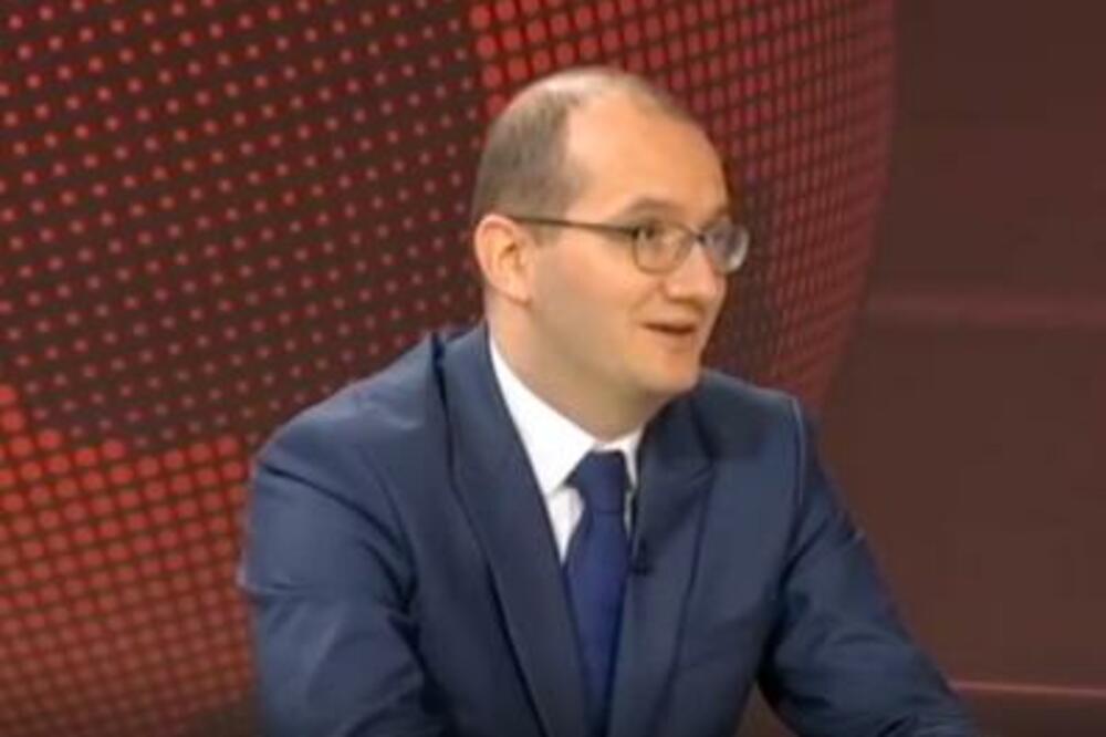 MOŽE LI SE INFLACIJA PREPOLOVITI DO KRAJA GODINE: Da li ćemo to osetiti? Oglasila se STRUKA