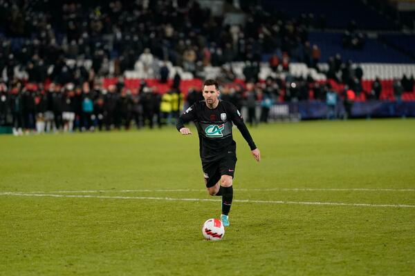 I TO JE JEDNOM MORALO DA SE DESI: Mesi protiv Nice uradio nešto što nije nikada do sada u karijeri (VIDEO)