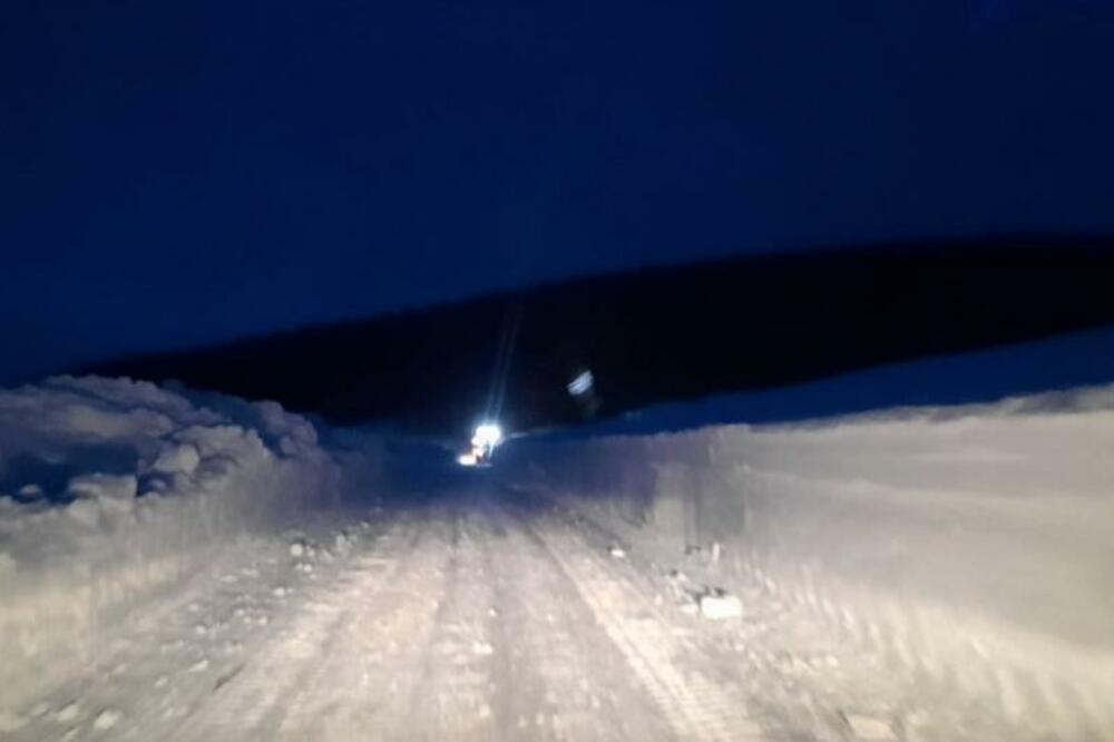 OKONČANA DRAMA STUDENATA IZ NOVOG SADA: Uspeli su da se spuste sa GUČEVA