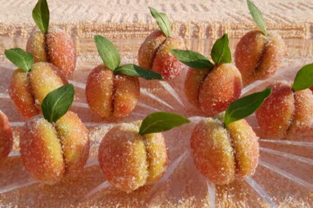 NEODOLJIVE BRESKVICE PO TRADICIONALNOM BAKINOM RECEPTU: Mališani će ih obožavati!