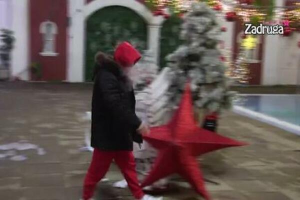 ŠA POBEGAO IZ BELE KUĆE! (VIDEO)