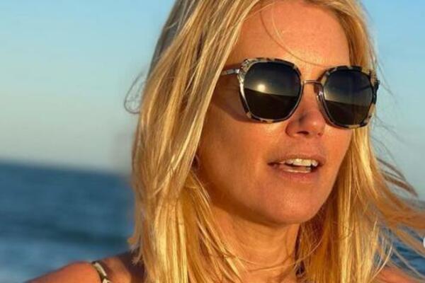 OVA PLAVUŠA JE BOLJA I OD KLAUDIJE ŠIFER: Kao VINO JE, a da vidite tek KAKO PROVOCIRA (FOTO)