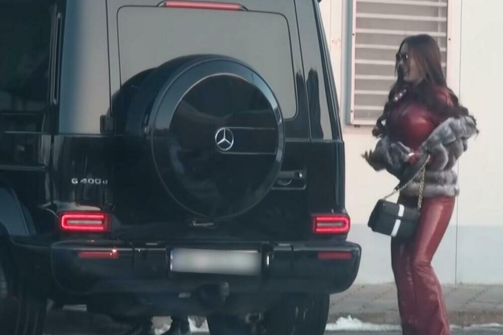 ANA KORAĆ JE KUPILA BUNDU OD 2.643.000 MILIONA: Na operacije je dala HILJADE EVRA, a evo odakle joj toliko NOVCA!