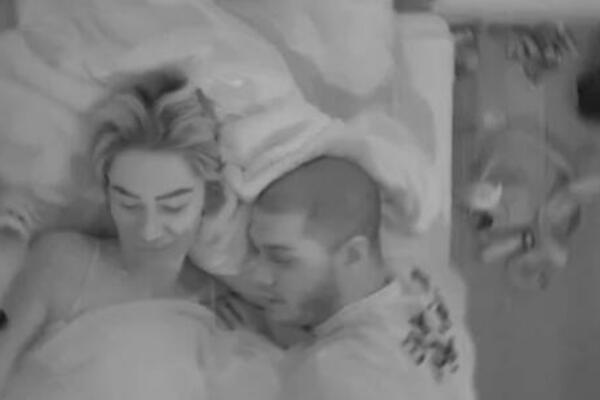 GORI VATRA, OSLADILA MU SE AKCIJA! Dekijeve ruke i prsti ODRADILI POSAO, Aleksandra na SEDMOM NEBU! (VIDEO)