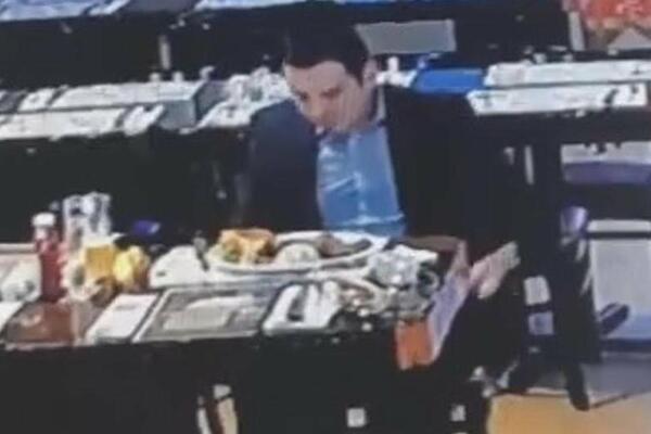 BESRAMO! NEĆETE VEROVATI ŠTA JE OVAJ ČOVEK URADIO: Konobarica Kristina ostala bez teksta (VIDEO)