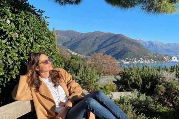 SRBI SU LUDELI ZBOG NJENE LEPOTE, KUMOVALA JE KARLEUŠI I KARIĆU, A ONDA OTIŠLA U AMERIKU: Evo kako danas IZGLEDA