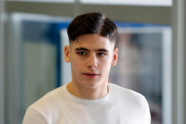 Nemanja Motika - gde je i šta radi? (Video)