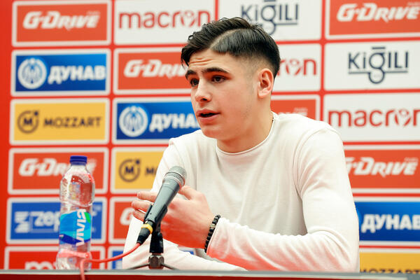 "OBEĆANO MI JE MNOGO, A NIŠTA NIJE ODRŽANO!" Motika otvorio dušu o periodu u Zvezdi (FOTO)