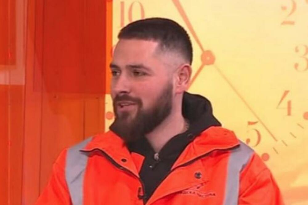 OGLASIO SE ZGODNI RADNIK GRADSKE ČISTOĆE ZA KOJIM BEOGRAĐANKE LUDE: Objasnio zašto on nije "ĐUBRETAR", pa rekao...