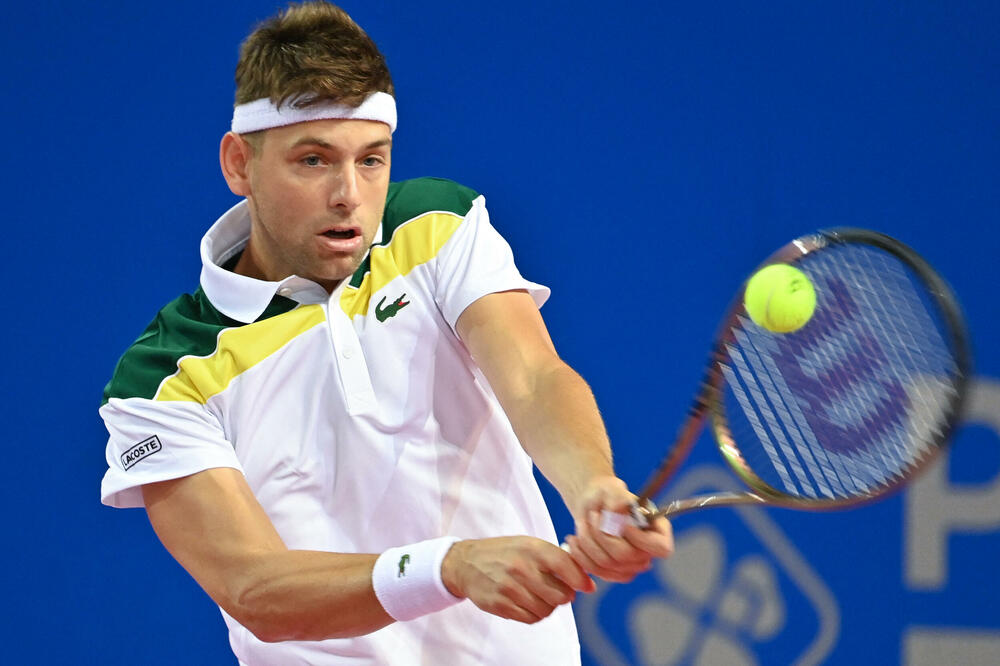 KRAJINOVIĆ U POLUFINALU: Filip gazi dalje, Džumhur ga namučio samo u prvom setu!