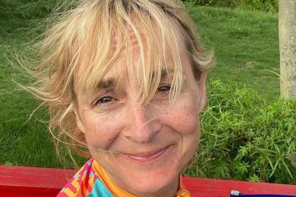 POZNATA VODITELJKA ZAPALILA INTERNET SELFIJEM: Čovek ne može OSTATI RAVNODUŠAN NA OVO! (FOTO)