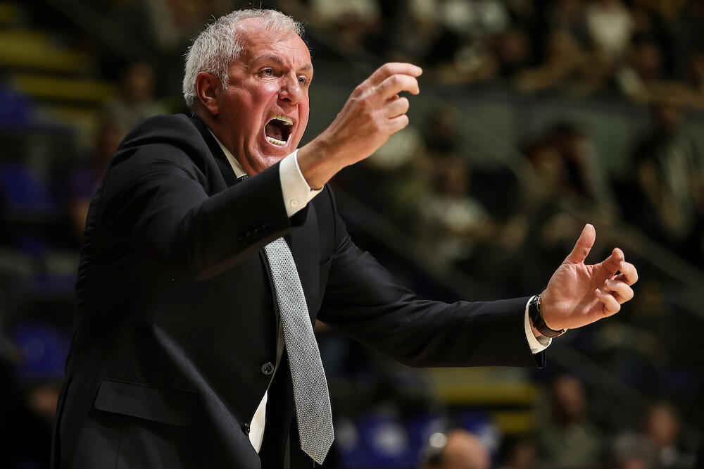 OBRADOVIĆ ZAHVALIO GROBARIMA! NERAZUMLJIVA MU JEDNA STVAR KOD IGRAČA!