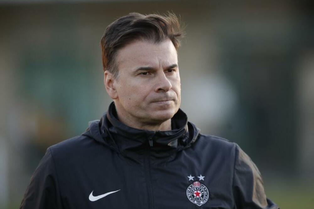 RASPOLOŽENJE U EKIPI PARTIZANA JE ODLIČNO! Stanojević ima samo jednu želju pred meč u Pragu! (VIDEO)