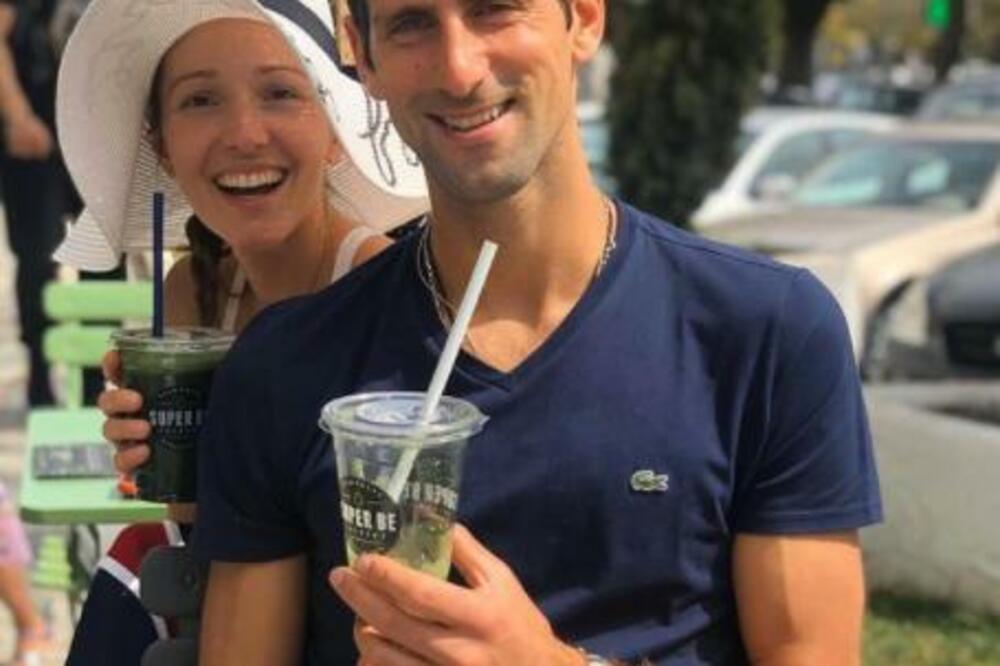 TAJNA NOVAKOVOG JAKOG IMUNITETA KRIJE SE U 1 RECEPTU! Čim otvori oči, odmah se hvata za to!