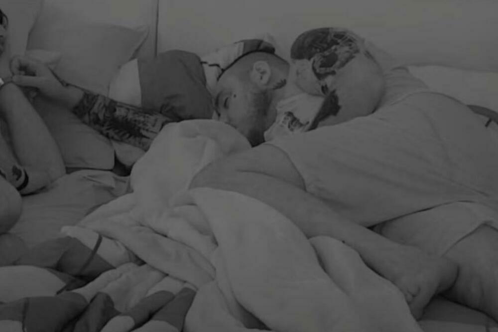 TAJNA ČUVANA POLA GODINE: Ova devojka je bila PARAVAN Dalili i Caru!