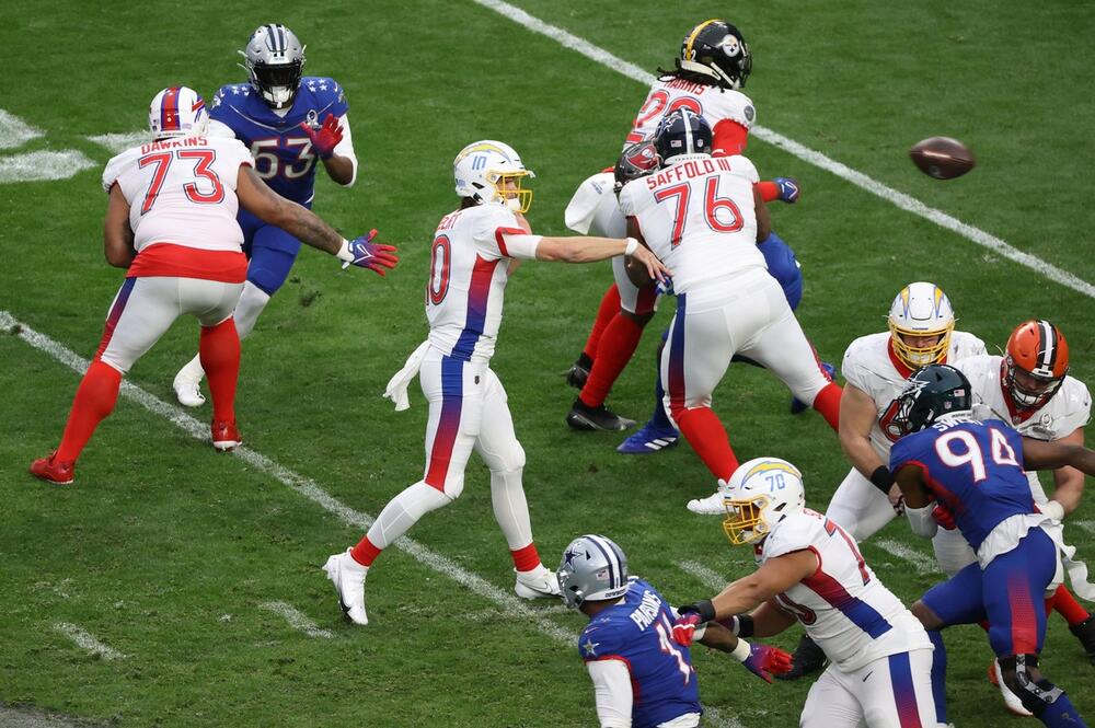 Džastin Herbert, Pro Bol