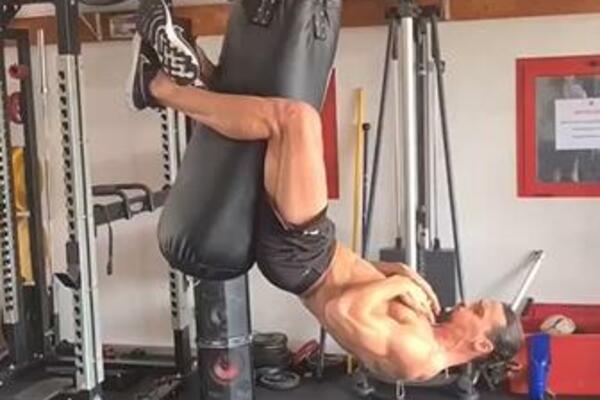 ZLATAN ZVER! PRIVATNI SNIMAK OD KOG ĆETE ZANEMETI! (VIDEO)